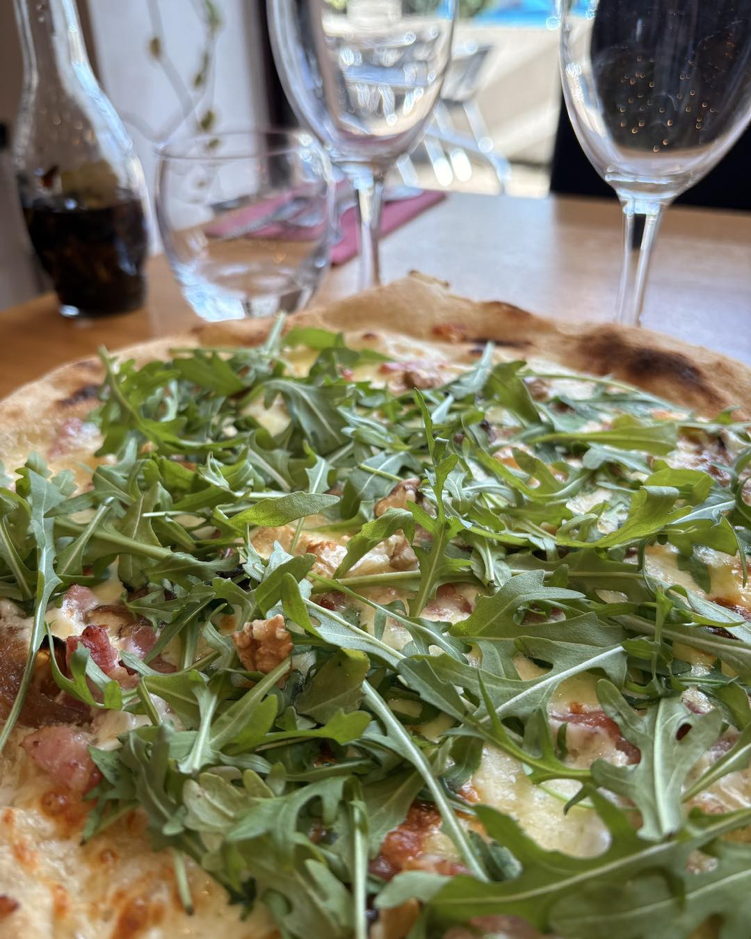 Pizza maison roquette La Mezza Luna